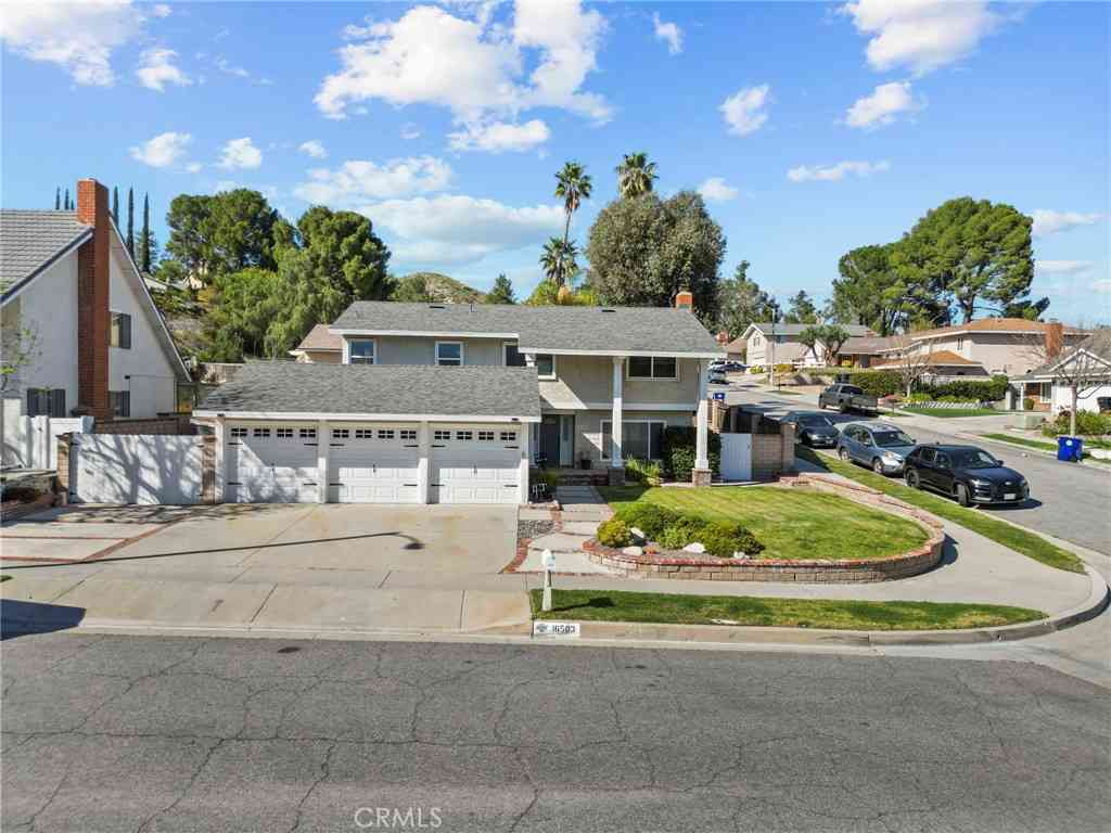 Homes For Sale - 16503 Fairglade<br/> Canyon Country, CA 91387