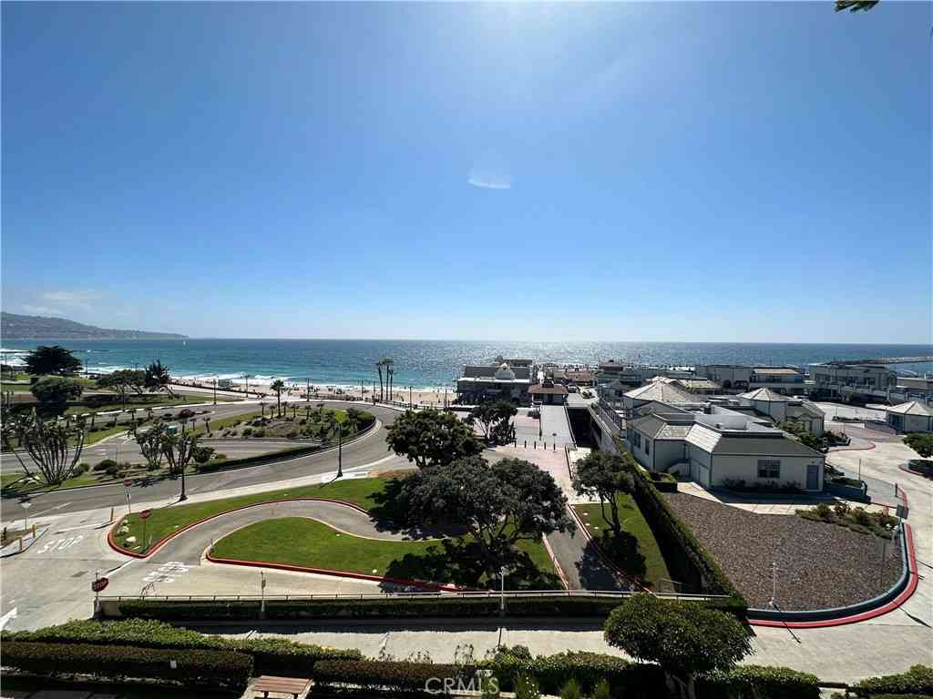 Condo For Rent - 640 The Village #217<br/> Redondo Beach, CA 90277