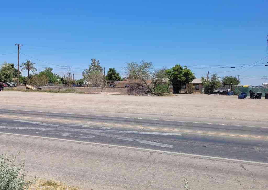 Vacant Land For Sale - E Mian<br/> Imperial County, Heber, CA 92249