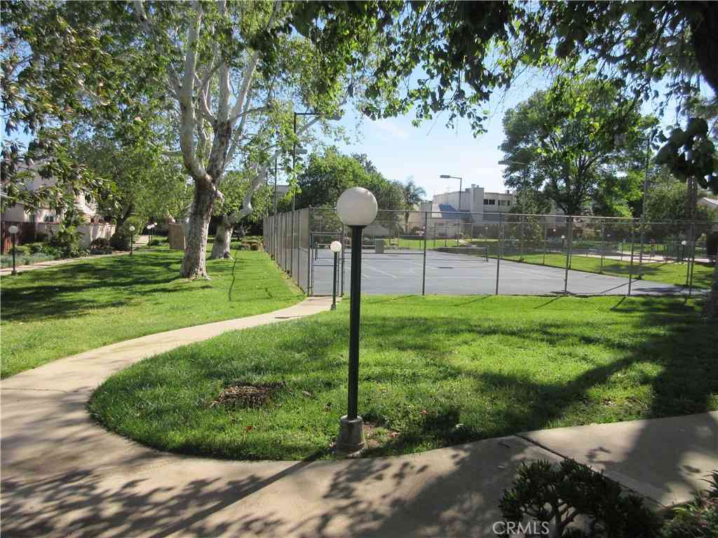 Condo For Rent - 8865 Independence Avenue #26<br/> Canoga Park, CA 91304