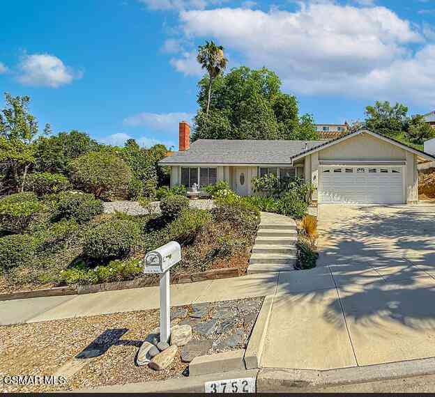 Homes For Sale - 3752 Corte De Los Reyes<br/> Thousand Oaks, CA 91360