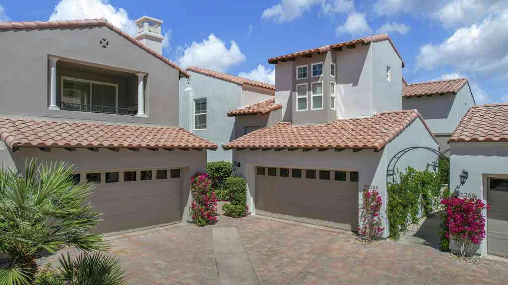Condo For Sale - 80256 Via Tesoro<br/> La Quinta, CA 92253