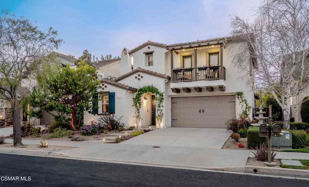Homes For Sale - 6625 Pinnacle Way<br/> Moorpark, CA 93021
