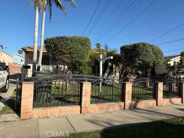 Multifamily For Sale - 6610 Vinevale<br/> Bell Gardens, CA 90201