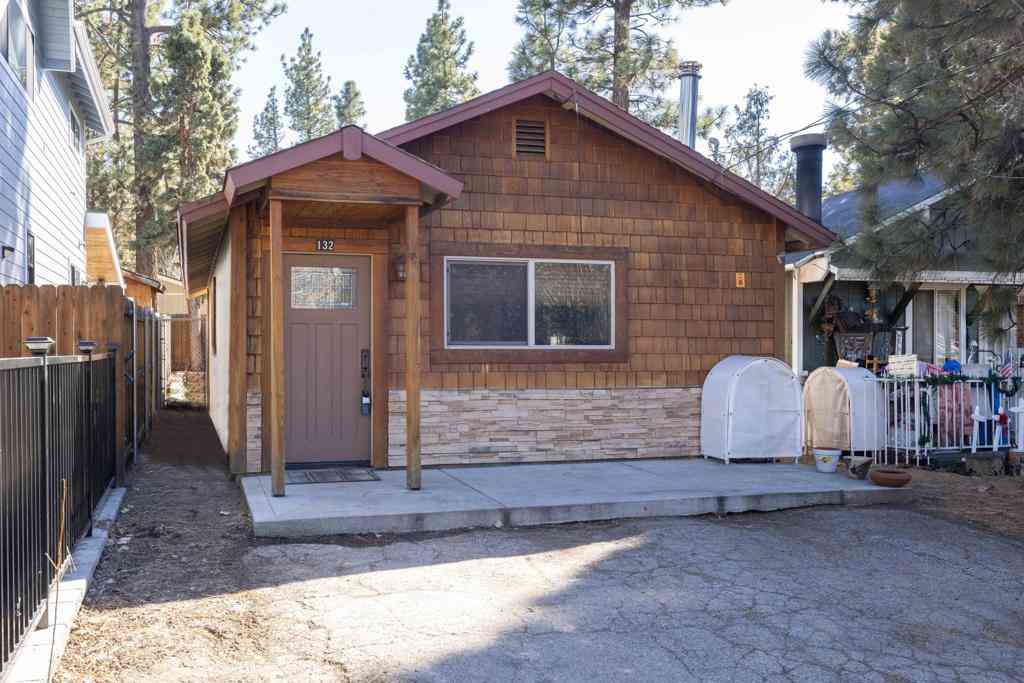 Homes For Sale - 132 Angeles Boulevard<br/> Big Bear, CA 92314
