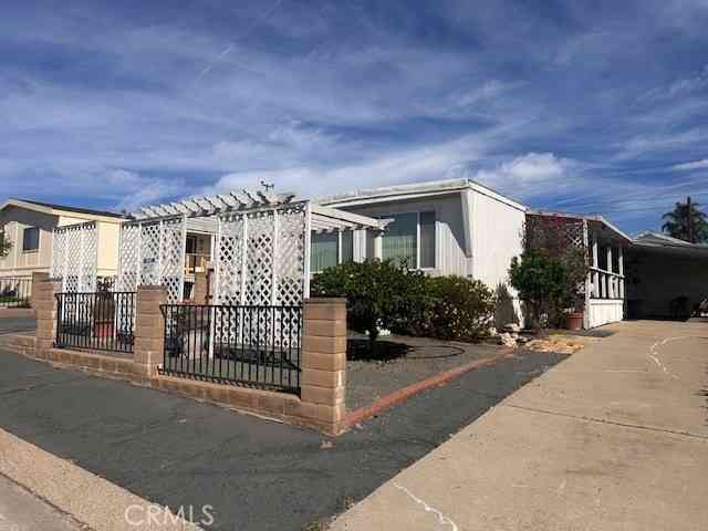Mobile Home For Sale - 379 Mars Court<br/> Nipomo, CA 93444