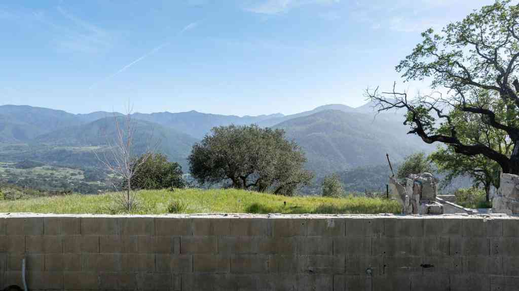 Vacant Land For Sale - 34994 Sky Ranch Road<br/> Monterey County, Carmel Valley, CA 93924
