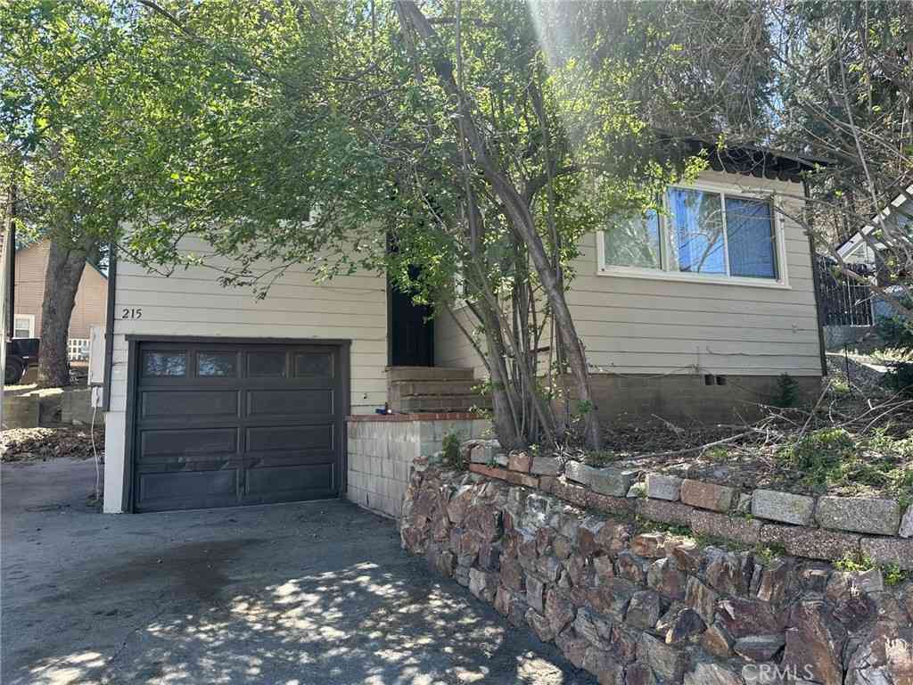 Homes For Sale - 215 Western<br/> Cedar Glen, CA 92321