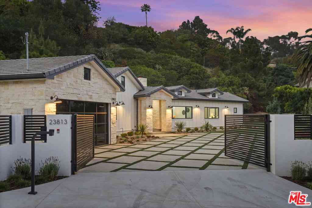 Homes For Sale - 23813 Harbor Vista Drive<br/> Malibu, CA 90265