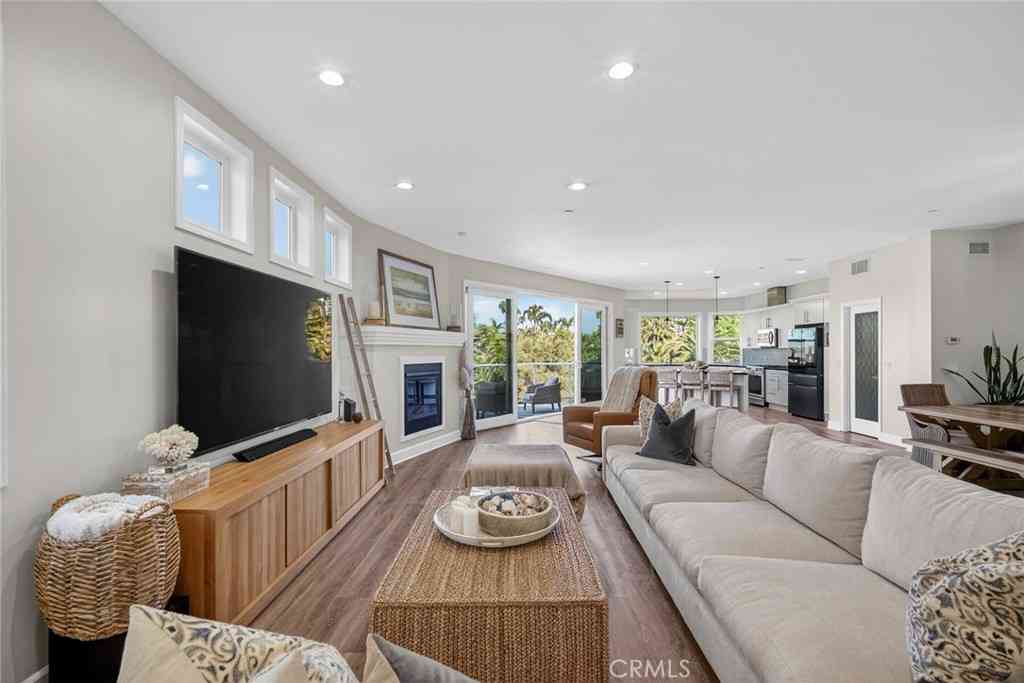 Condo For Rent - 214 Avenida Montalvo #2<br/> San Clemente, CA 92672