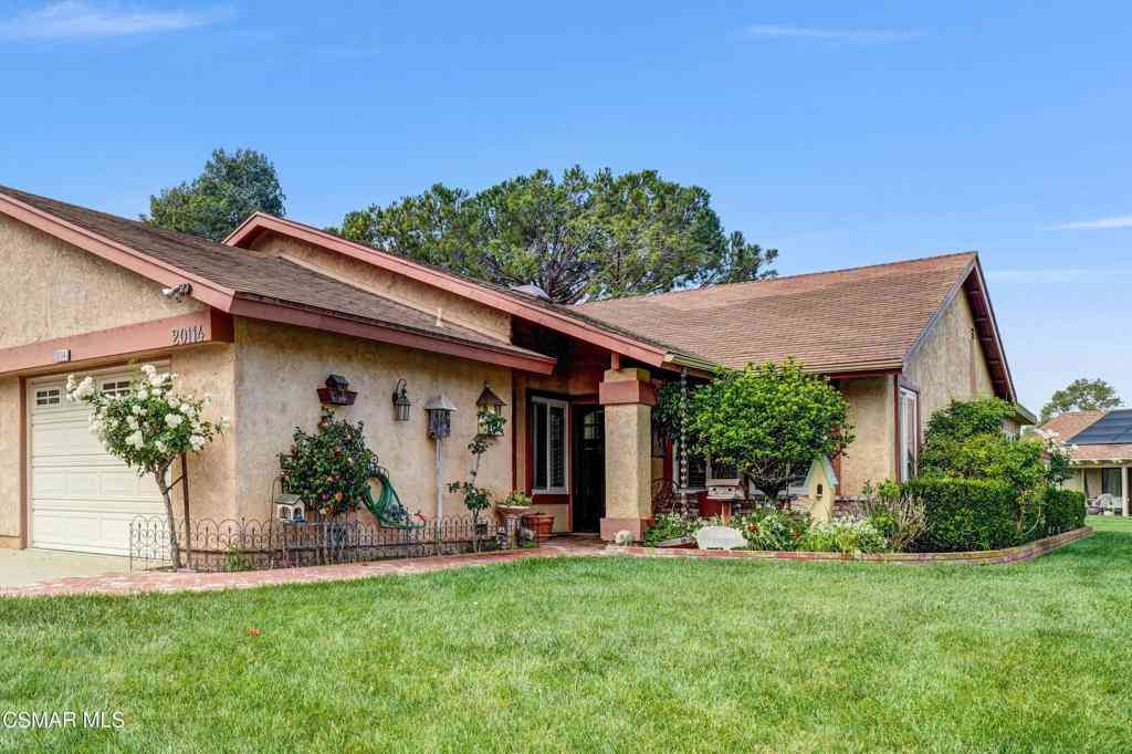 Homes For Sale - 20114 Village 20<br/> Camarillo, CA 93012