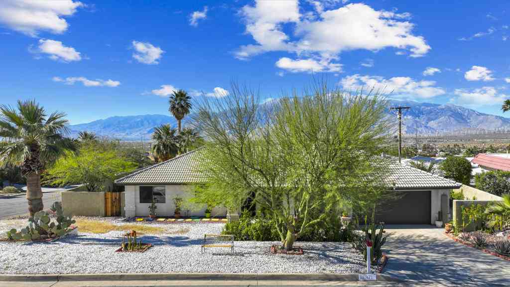 Homes For Sale - 66871 Casa Grande Drive<br/> Desert Hot Springs, CA 92240