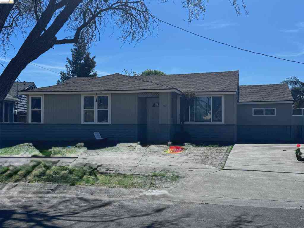 Homes For Sale - 27 Robinson Ave<br/> Pittsburg, CA 94565