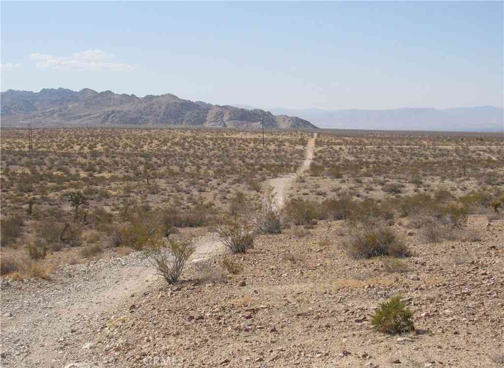 Vacant Land For Sale - 0463-111-11-0000 Leaping Lizard Lane<br/> Apple Valley, CA 92307