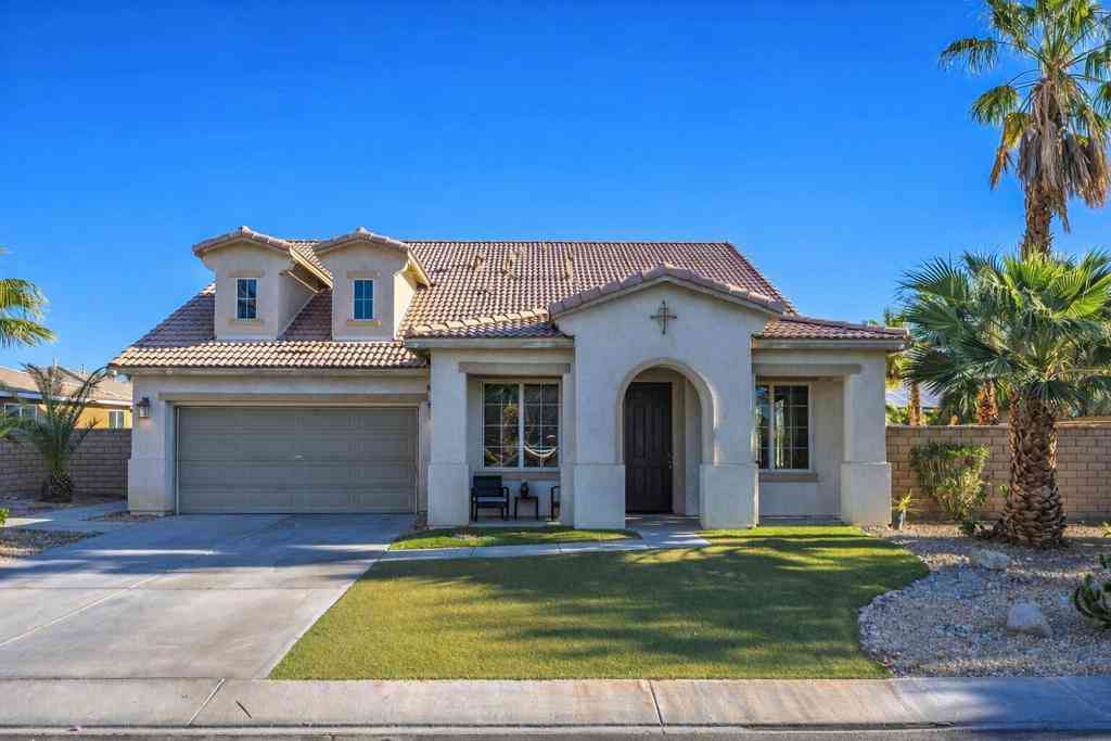 Townhouse For Sale - 80552 Denton Drive<br/> Indio, CA 92203