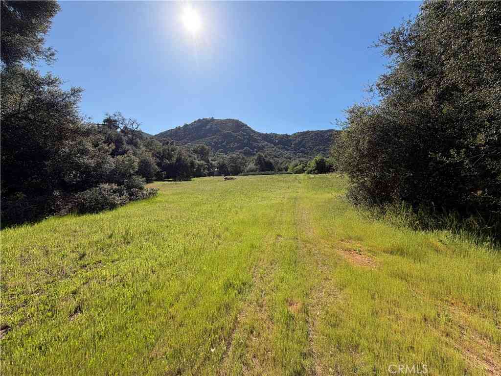 Homes For Sale - 26413 N Lake Wohlford<br/> Valley Center, CA 92082
