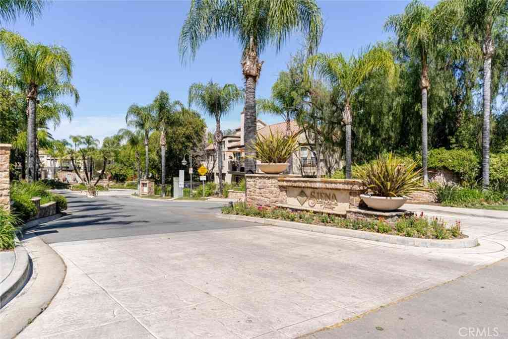 Condo For Sale - 24145 Del Monte Drive #319<br/> Valencia, CA 91355