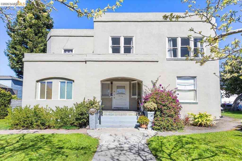 Homes For Sale - 1036 60th Street<br/> Oakland, CA 94608