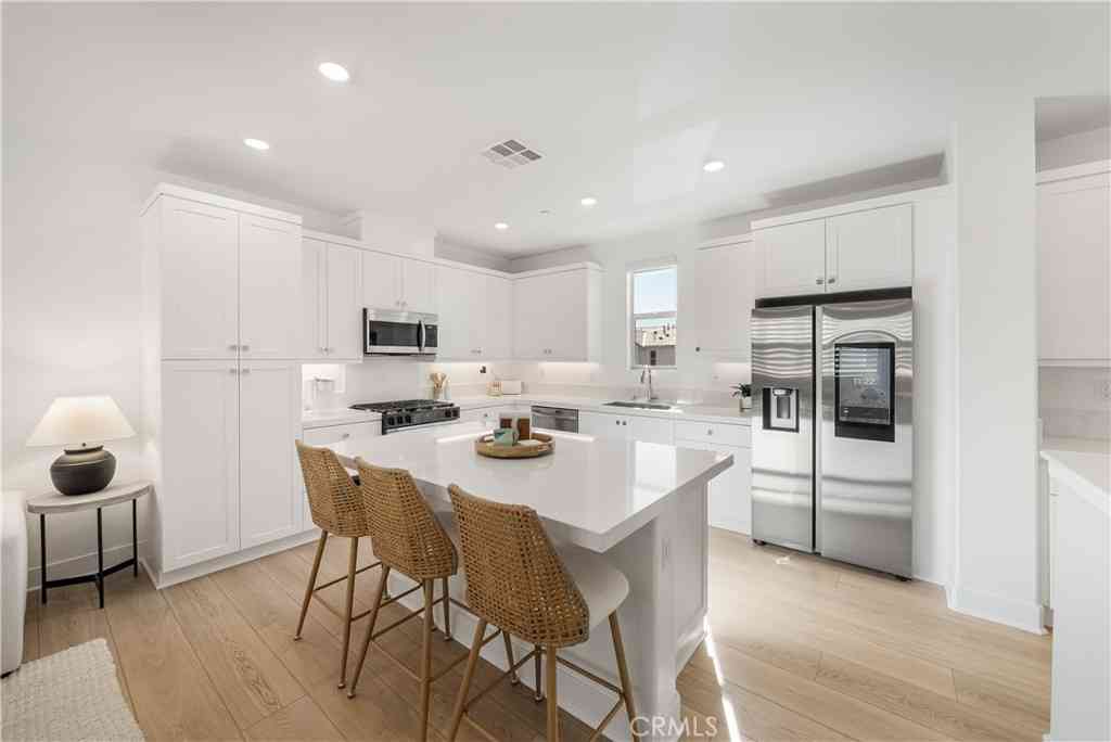 Townhouse For Sale - 3221 Cove Court<br/> Rancho Mission Viejo, CA 92694