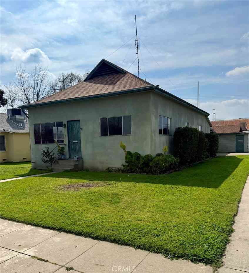 Homes For Sale - 200 S D<br/> Exeter, CA 93221