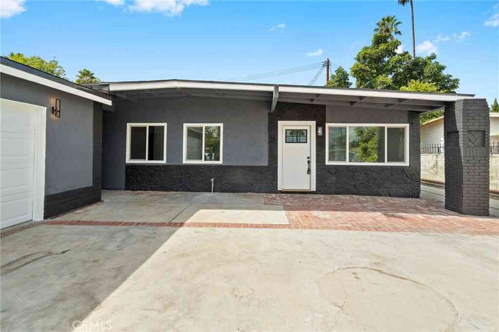 Homes For Sale - 529 Raminda<br/> La Puente, CA 91744