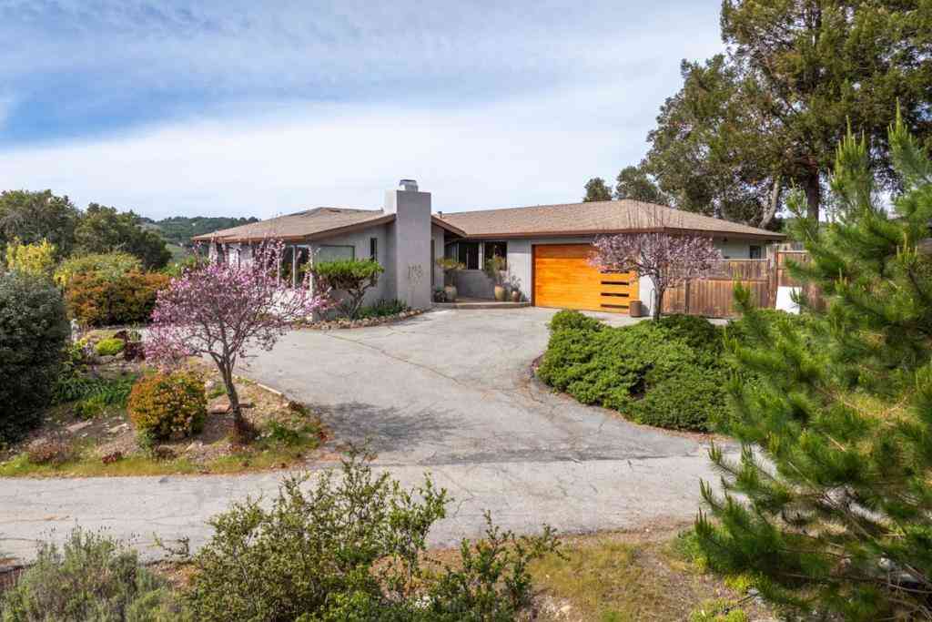 Homes For Sale - 25390 Tierra Grande Drive<br/> Monterey County, Carmel, CA 93923