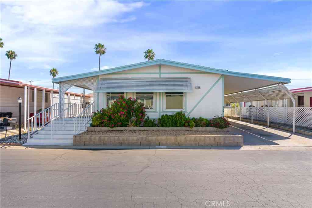 Mobile Home For Sale - 601 N Kirby St #118<br/> Hemet, CA 92544