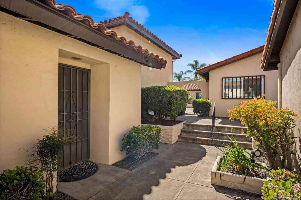 Condo For Sale - 12228 Rancho Bernardo Road #B<br/> San Diego, CA 92128