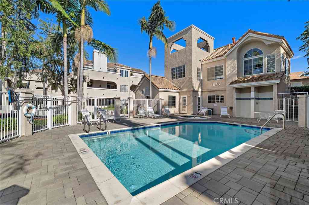 Condo For Sale - 4581 Warner Avenue #202<br/> Huntington Beach, CA 92649