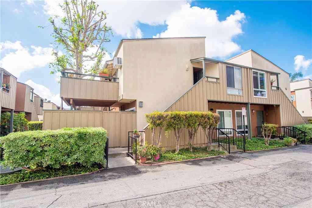 Condo For Sale - 1001 W Stevens Avenue #157<br/> Santa Ana, CA 92707