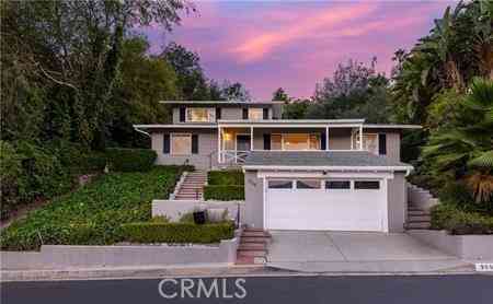 Homes For Sale - 355 Malcolm Drive<br/> Pasadena, CA 91105