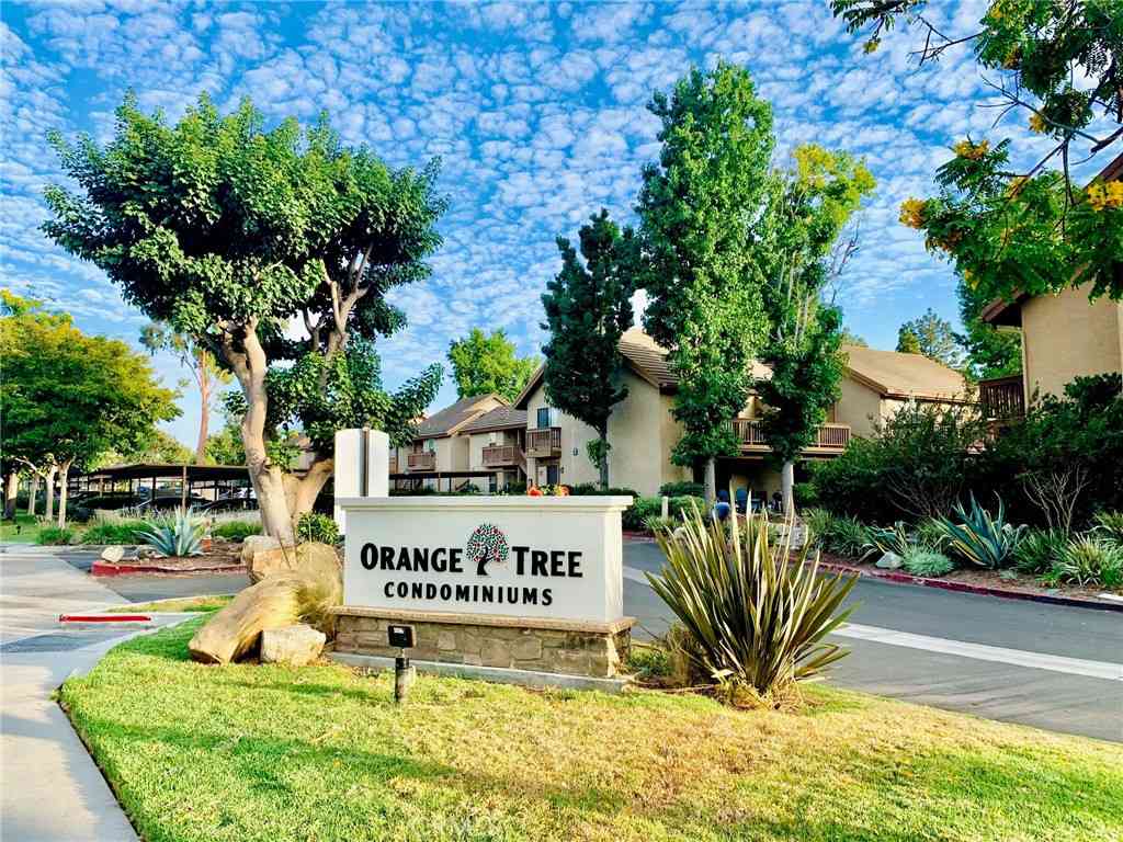 Condo For Sale - 506 Orange Blossom<br/> Irvine, CA 92618