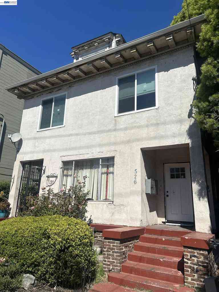 Multifamily For Sale - 528 41st St<br/> Oakland, CA 94609