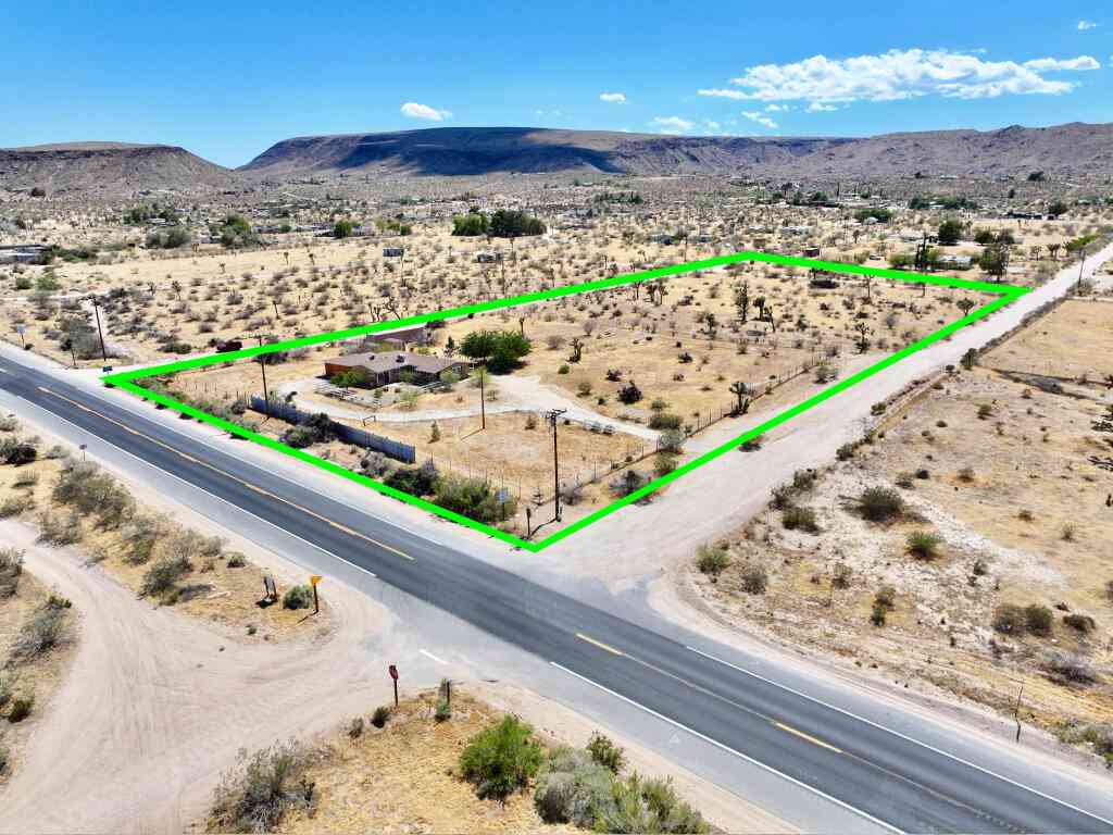 Homes For Sale - 1588 Old Woman Springs Road<br/> Yucca Valley, CA 92284