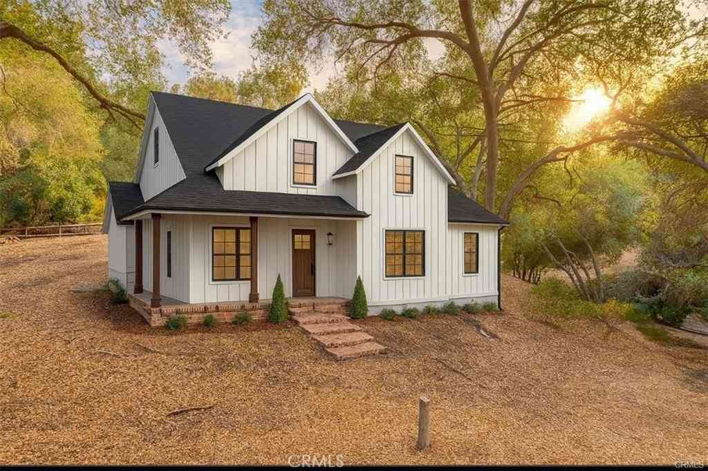 Vacant Land For Sale - Elzevir Rd & Morro Dr Road<br/> Woodland Hills, CA 91364