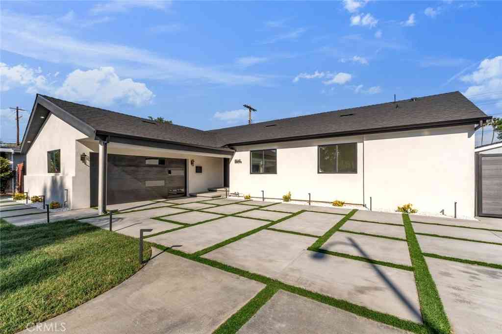 Homes For Sale - 8848 Gerald Avenue<br/> North Hills, CA 91343