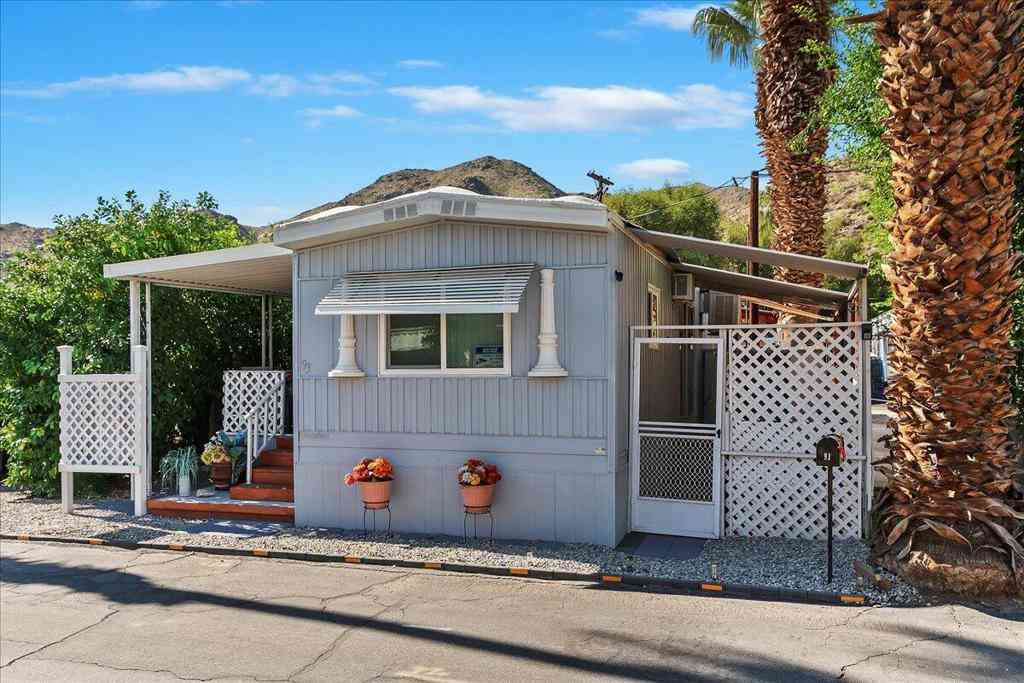 Mobile Home For Sale - 93 Jupiter Street<br/> Palm Springs, CA 92264