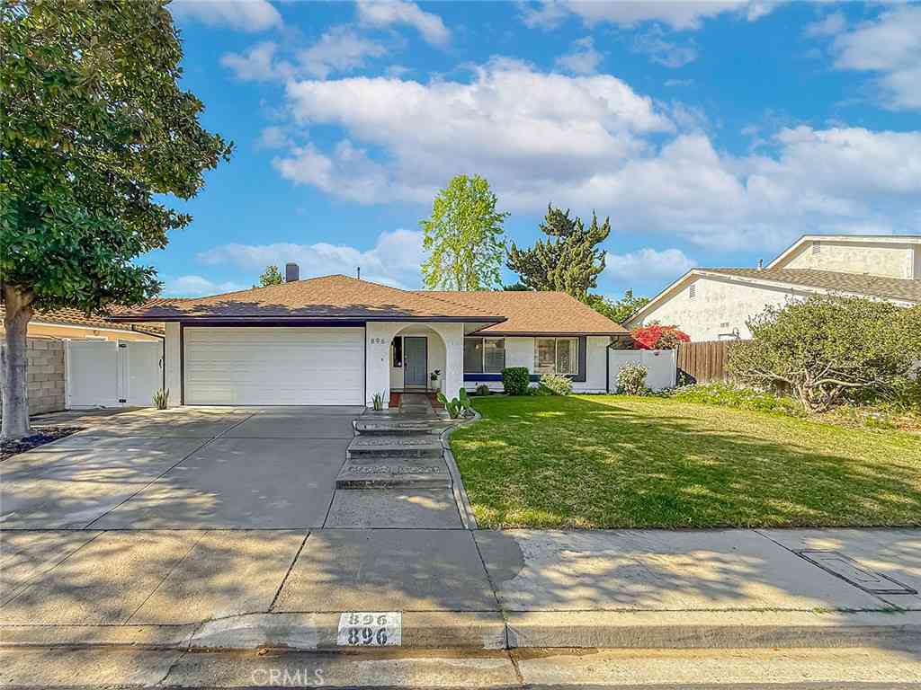 Homes For Sale - 896 Bright Star Street<br/> Thousand Oaks, CA 91360