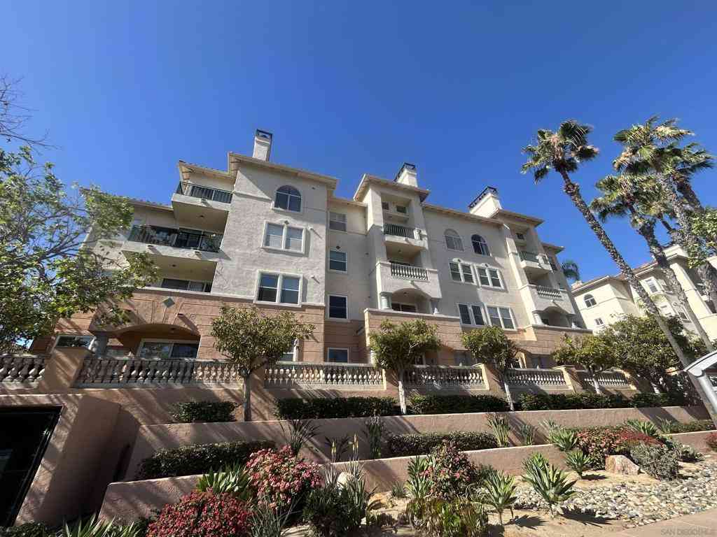 Condo For Sale - 640 Camino De La Reina #1405<br/> San Diego, CA 92108