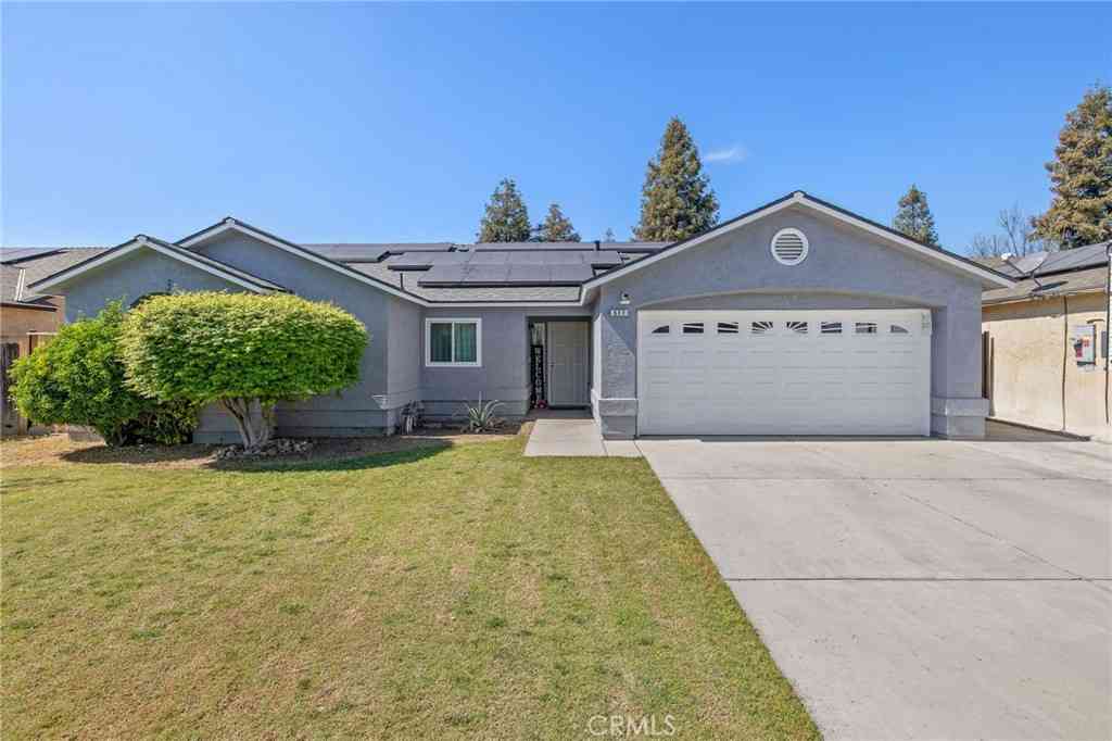 Homes For Sale - 517 Tucker Avenue<br/> Sanger, CA 93657