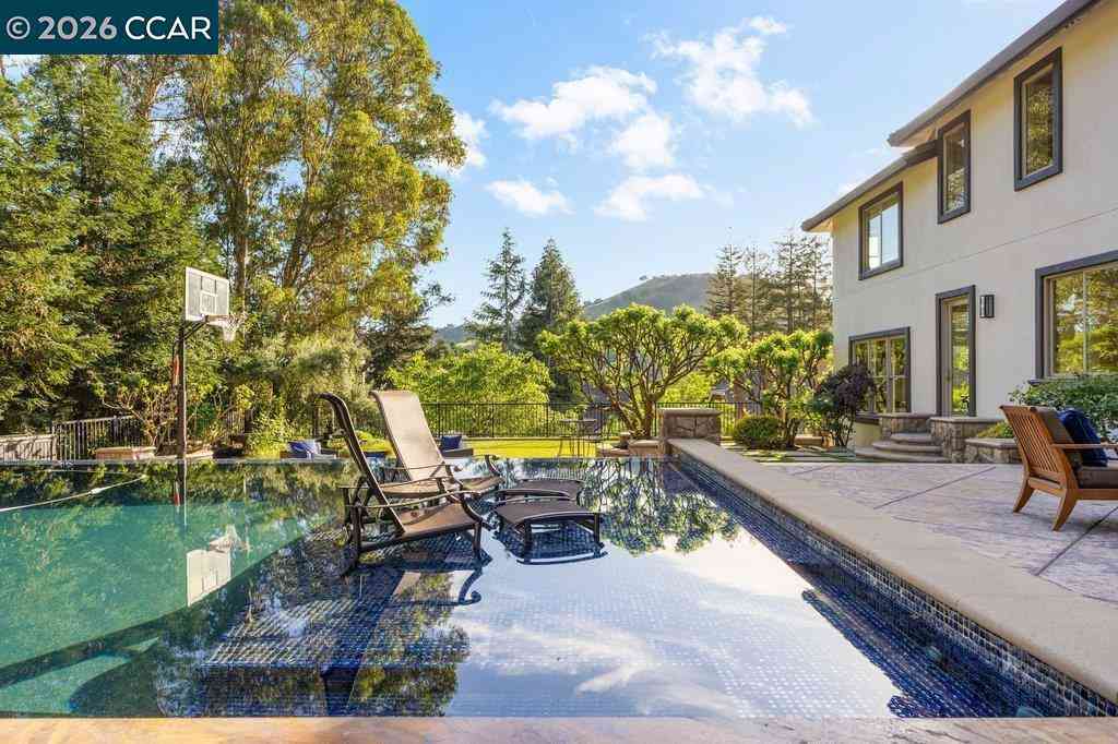 Homes For Sale - 60 Terra Teresa<br/> Lafayette, CA 94549