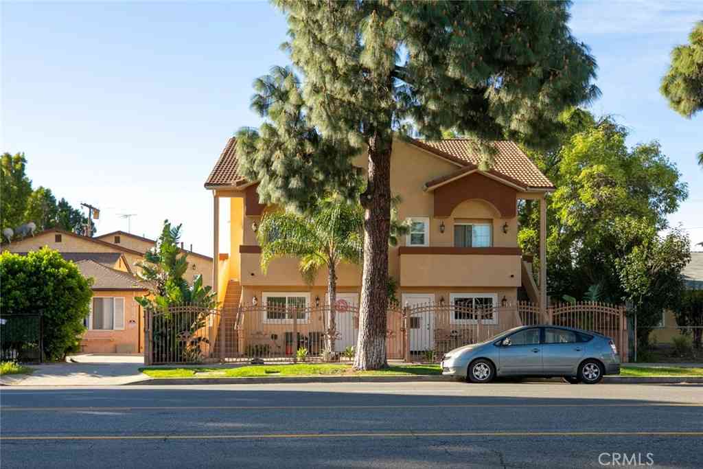 Multifamily For Sale - 17088 Chatsworth Street<br/> Granada Hills, CA 91344