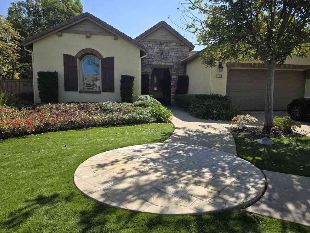 Homes For Sale - 1918 Corte Maravilla<br/> Chula Vista, CA 91914