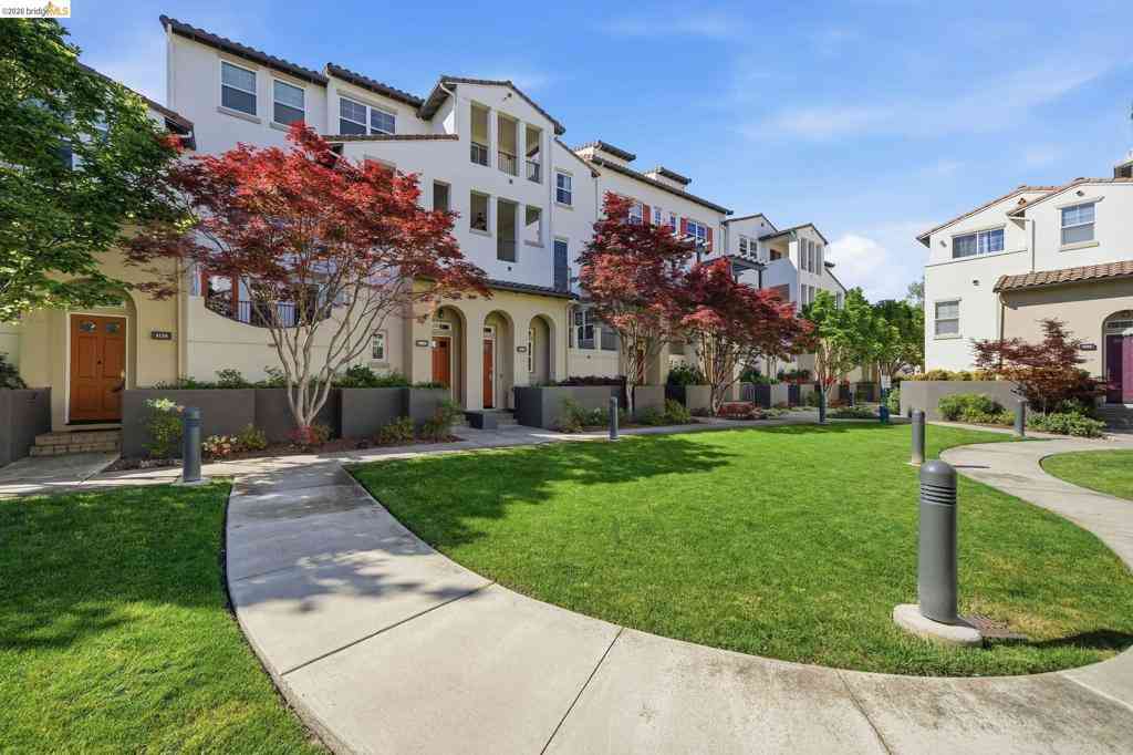 Condo For Sale - 4132 Clarinbridge Cir<br/> Dublin, CA 94568