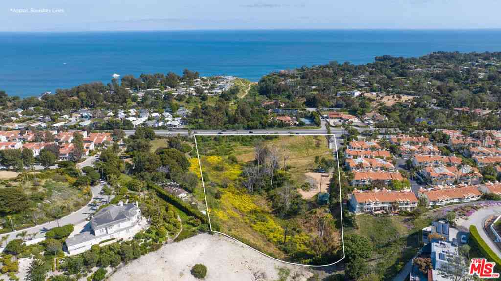 Vacant Land For Sale - 28517 Pacific Coast Highway<br/> Malibu, CA 90265
