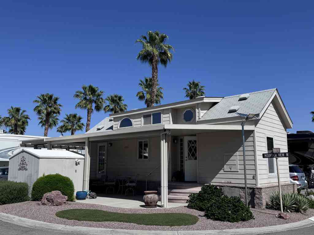 Mobile Home For Sale - 81620 Avenue 49 #276B<br/> Indio, CA 92201