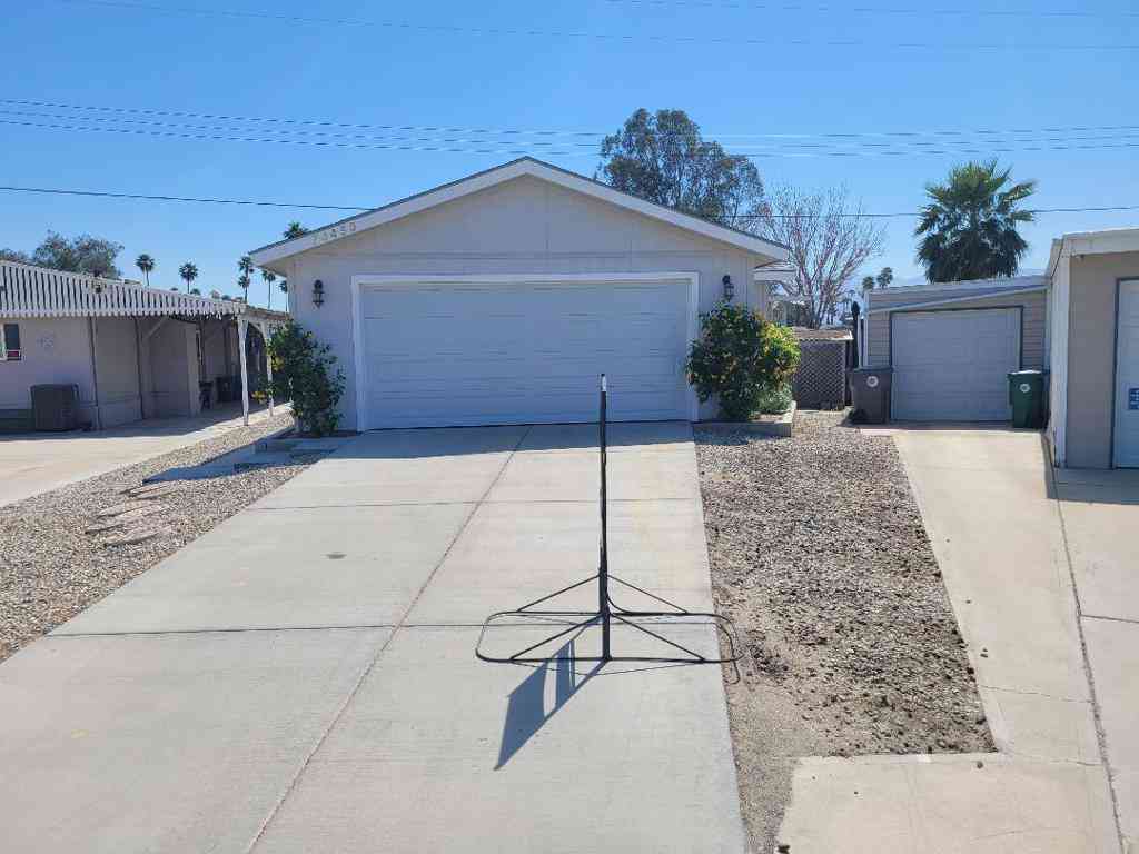 Mobile Home For Sale - 73450 Algonquin Place<br/> Thousand Palms, CA 92276