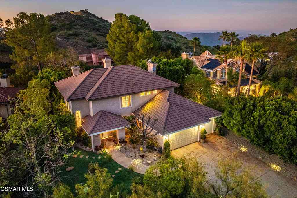 Homes For Sale - 31415 Birdella Road<br/> Malibu, CA 90265