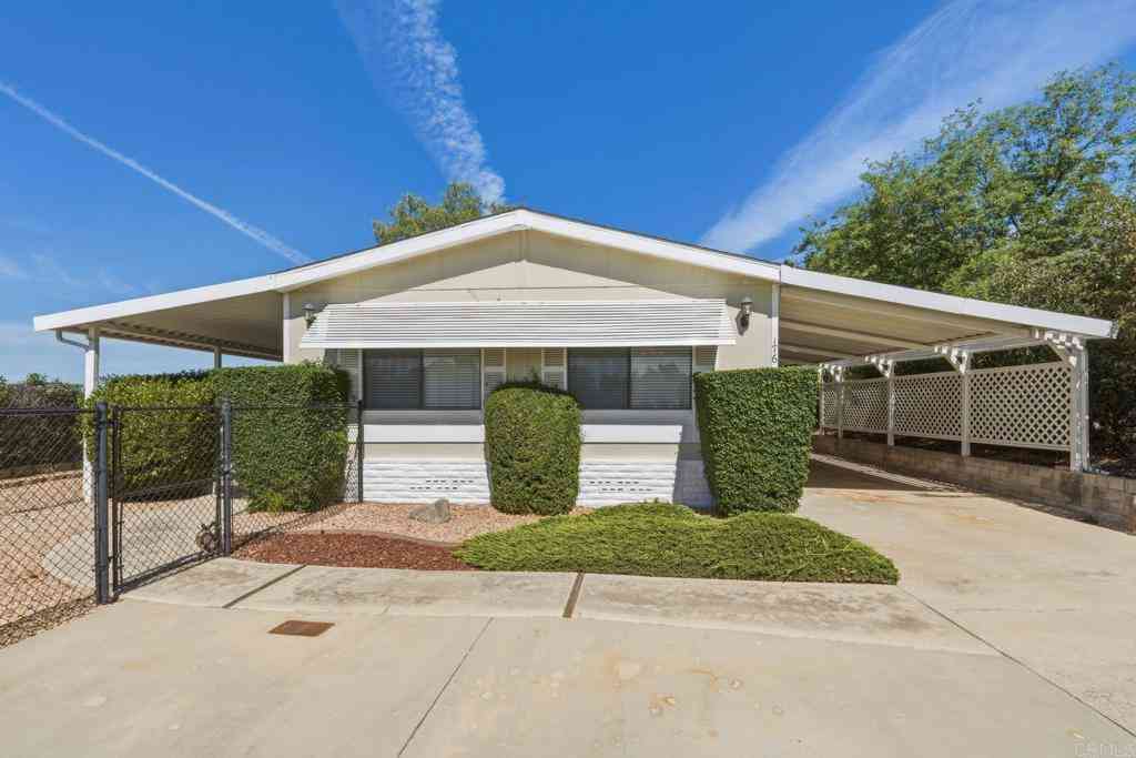 Mobile Home For Sale - 18218 Paradise Mountain Rd Spc 176 #LOT 176<br/> Valley Center, CA 92082