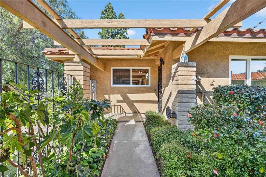 Condo For Sale - 959 W Pine #33<br/> Upland, CA 91786